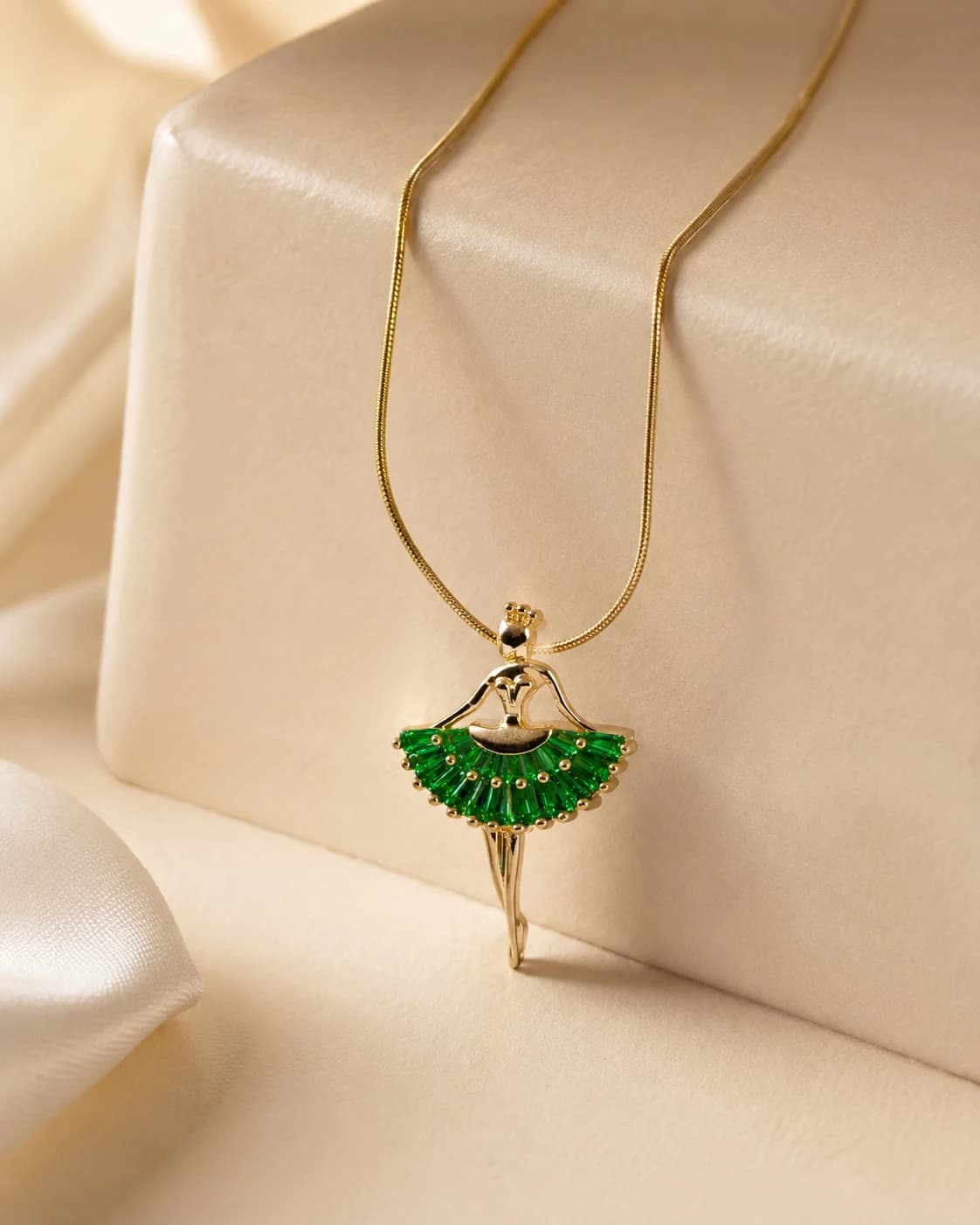 Emerald Green Ballerina Pendant Necklace artificial jewellery by Swarna